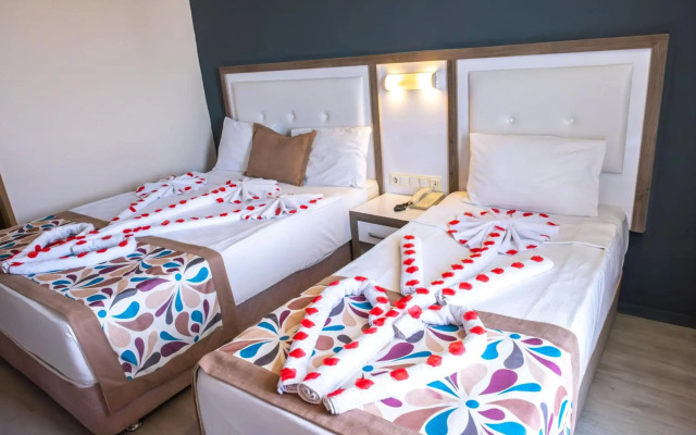 Acar Hotel