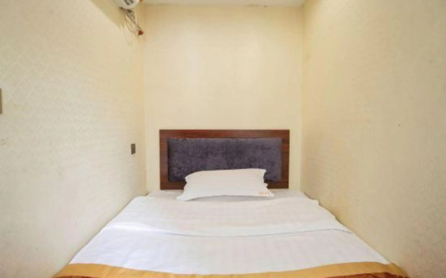 Yaxuan Business Hostel