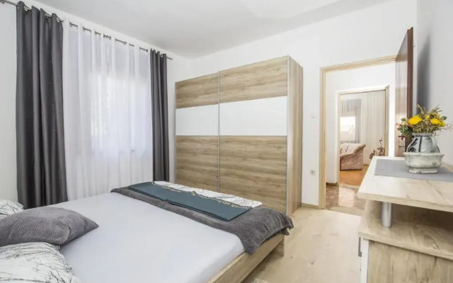 Apartment Josipa 4209