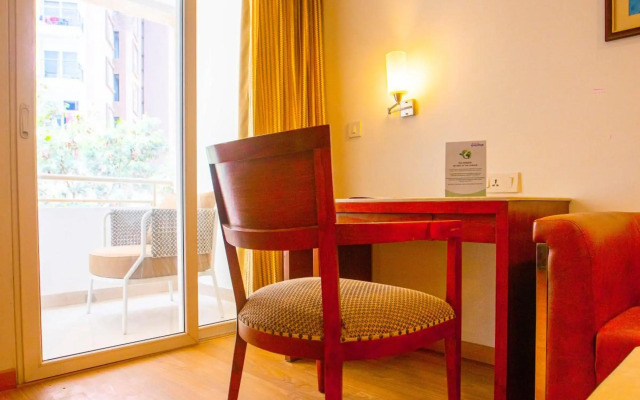 Featherlite Evoma Hotel