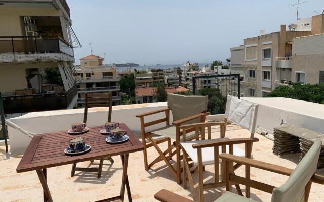 OASIS Exclusive Apartment @ Athenian Riviera