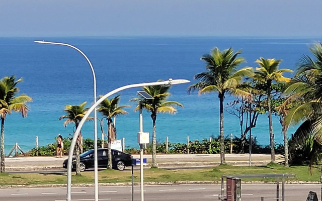 Apartamento beira-mar posto 5 Barra da Tijuca