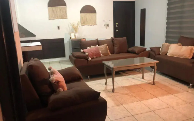 Loft Bonhomia with parking 7min to downtown