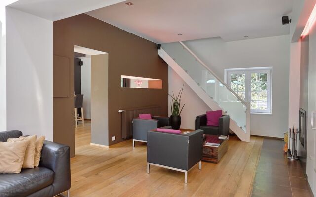 Villa White in Spa With Pool