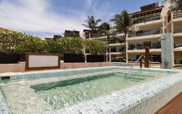 Elements Penthouse 14 3 Bedroom Condo by RedAwning