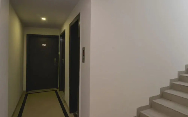OYO Flagship 17165 Ace Residency Marol