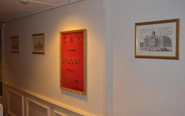 Rembrandtplein Hotel