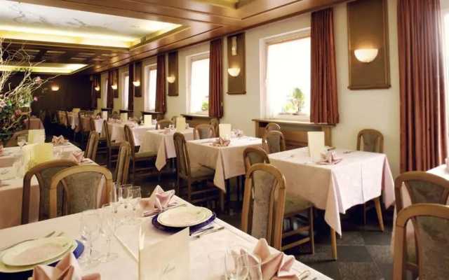 Hotel Almazzago