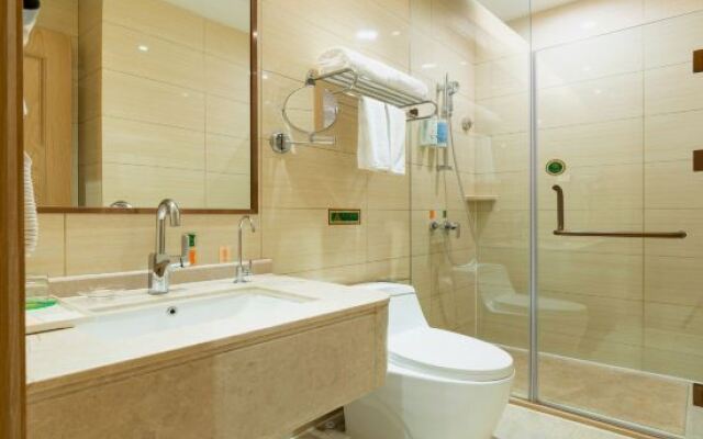 Vienna Hotel (Jinan Railway Station)