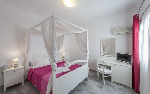 Narges Hotel