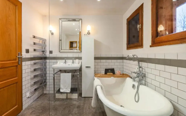 Chalet 4BR Wood Stove , Home Cinema , Parental Suite