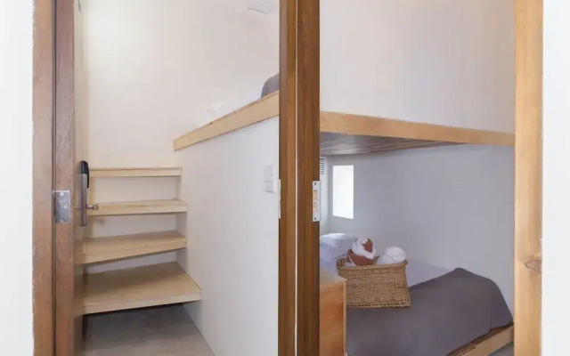 Oostel Smart Hostel