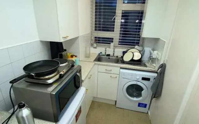 Cosy Studio Flat - 12 Mins to British Museum!