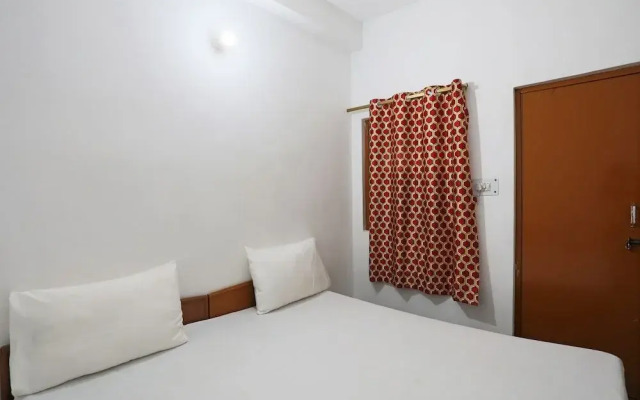 SPOT ON 46088 Hotel Black