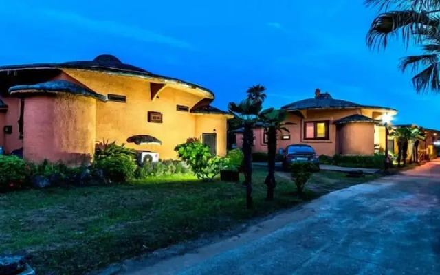 Jangchun Red Clay Pension