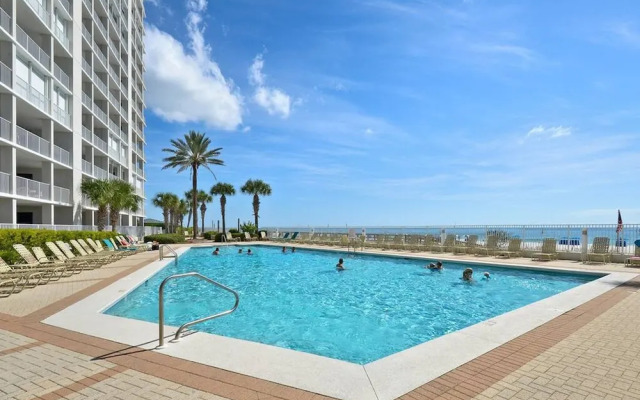 Pelican Pointe1204 3BR 2BA Gulf-front