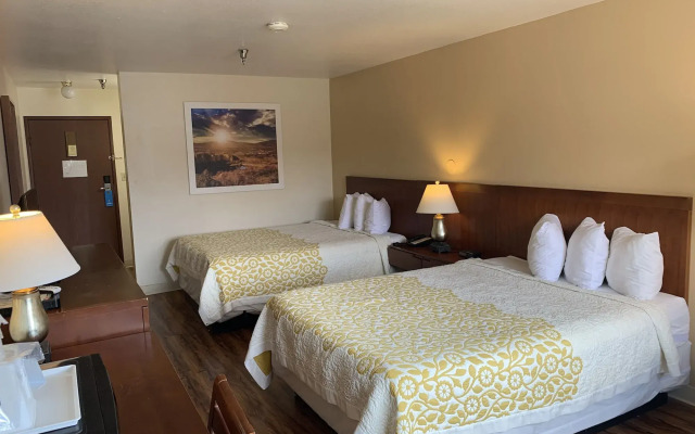 Days Inn by Wyndham Taos