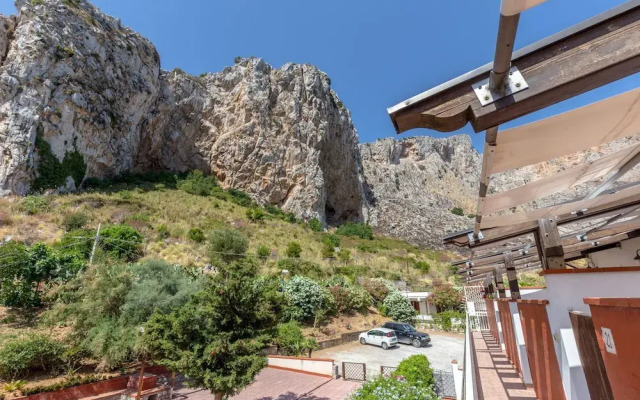 Seaview Apartment Capo Gallo East
