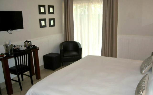 Safari Hotel & Convention Centre