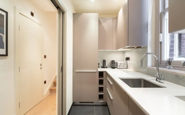 2 Bdr South Kensington by the Residences
