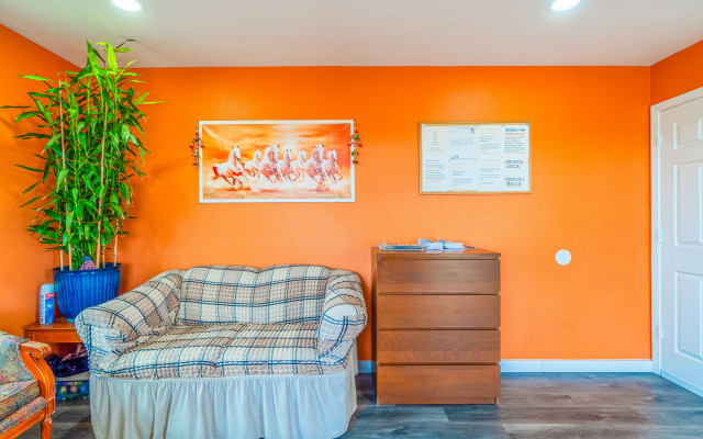 Regency Inn By OYO Rockdale TX