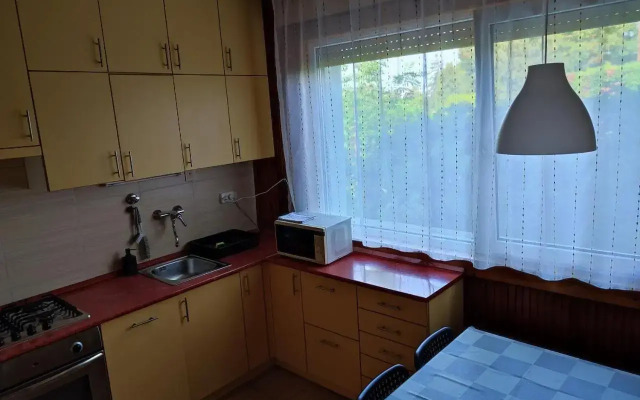 Aranyharmat Apartman
