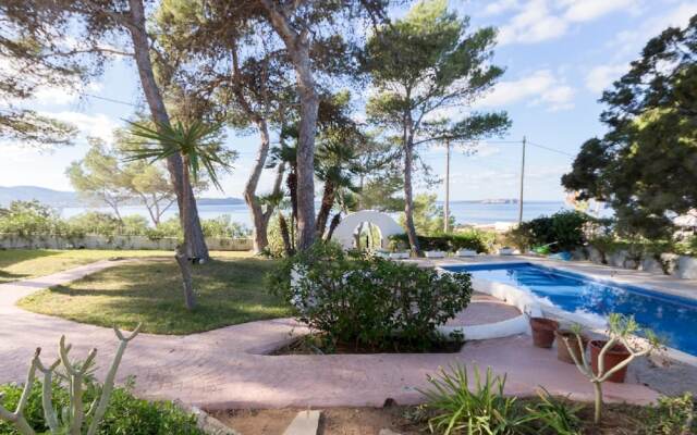 Casa Negret with panoramic Sunset views