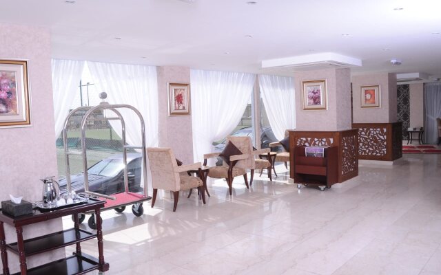 Magic suite Abu Halifa