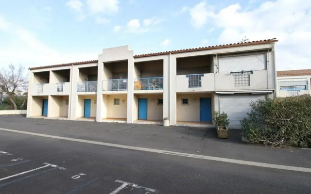 Appartement Balaruc-les-Bains, 1 pièce, 2 personnes - FR-1-553-114