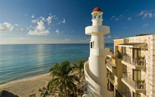 Encanto El Faro Luxury Ocean Front Condo Hotel