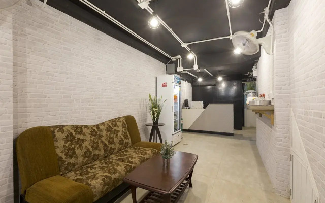 Fun Hostel Phuket Patong - Adults Only