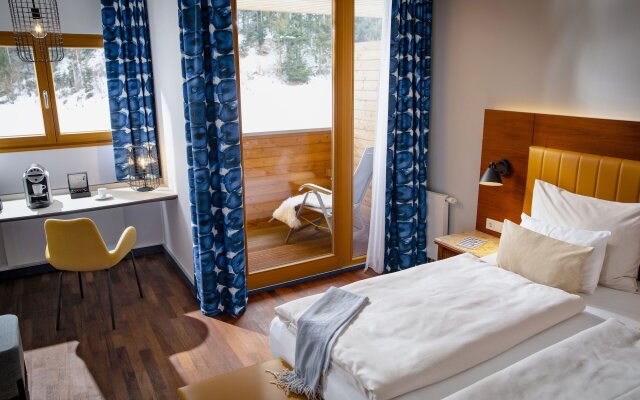 ROBINSON FIEBERBRUNN - Adults only