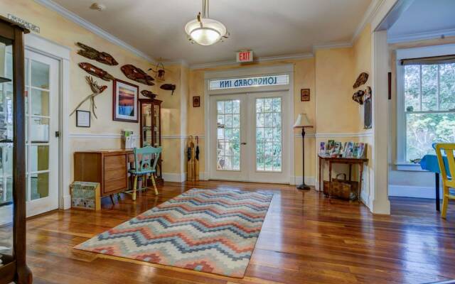 Anchor Inn NSB Bed & Breakfast