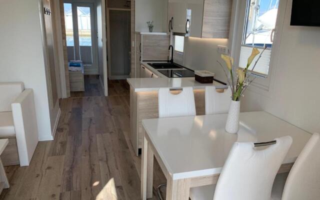 Floating House ARENA 1