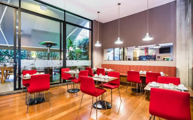 84 DC Bogotá By OxoHotel