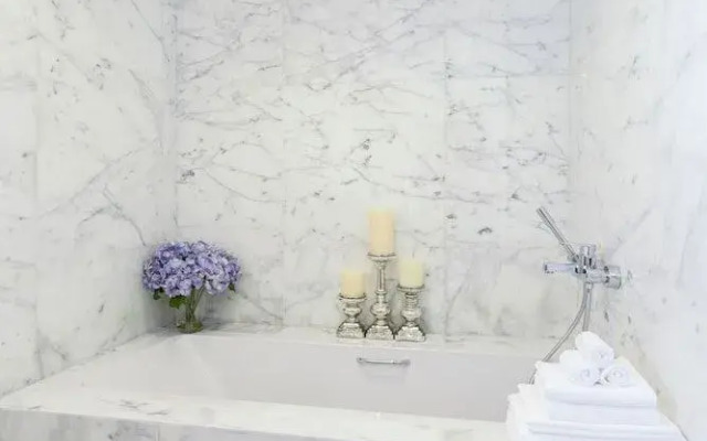 Nasma Luxury Stays - Frond M, Palm Jumeirah