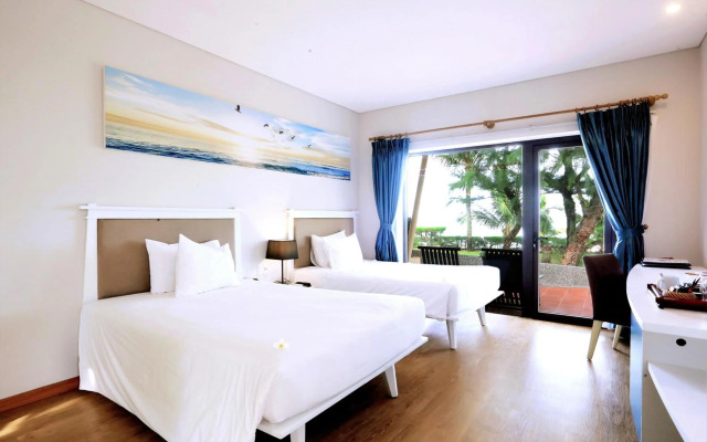 Sandy Beach Non Nuoc Resort