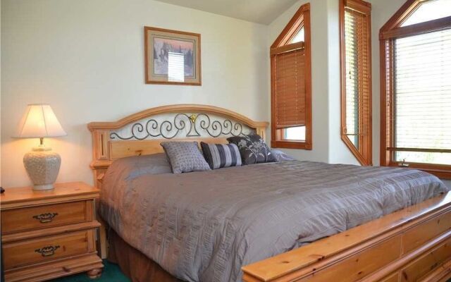 The Woods Townhomes Unit 115 by RedAwning