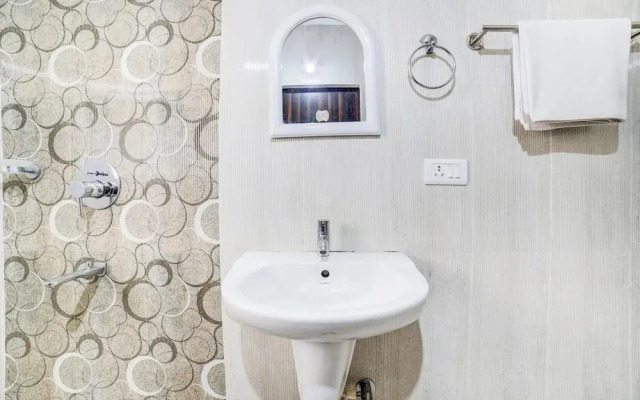 OYO 10226 Hotel 7 Sandz