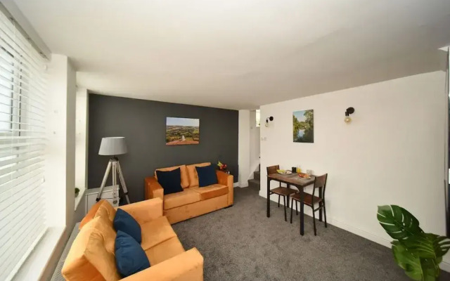 Pinfold Suite - Chester Road Apartments by
