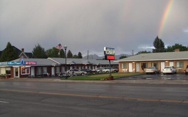 Blue Pine Motel