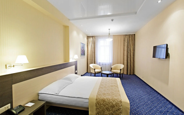 Metropol Hotel
