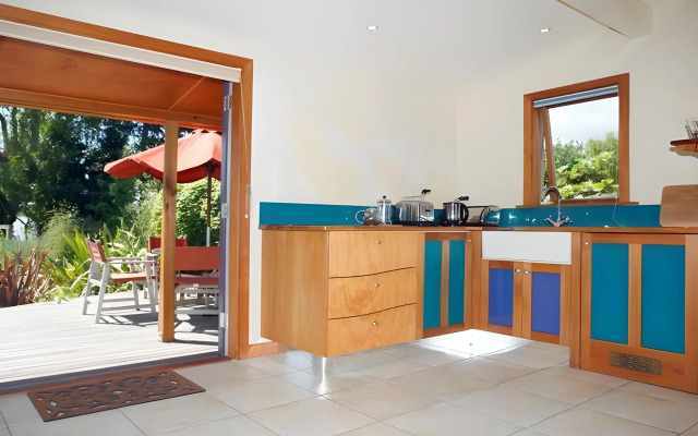 Joya Garden & Villa Studios