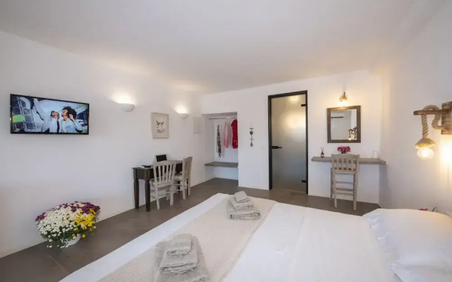 Myrsini's Luxury Suites
