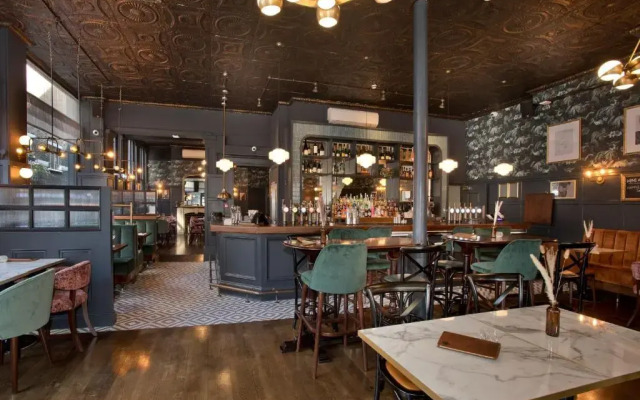 The Clerk & Well Pub & Rooms