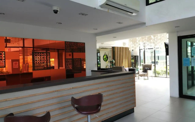 4 Floor - Centrio Condominium in Phuket town