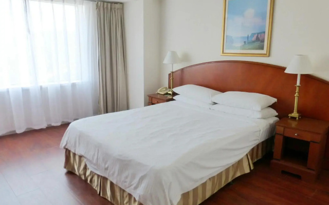 Ruishi Hotel Dalian