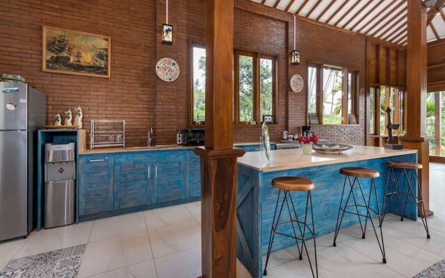 Villa Ronggo Mayang Bali