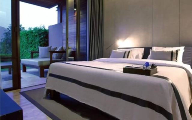 atta Lakeside Resort Suite