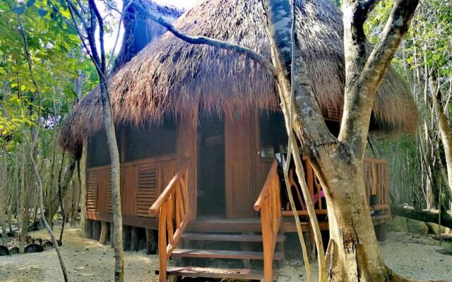 Aldea Maya Ha Cabanas Con Cenotes